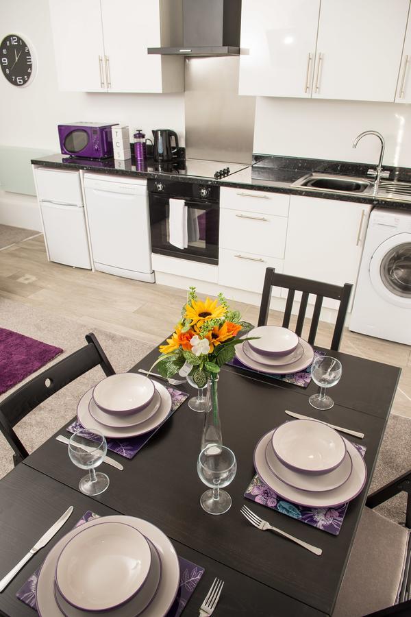 Moseley Mews Village Suites - Purple Бірмінгем Екстер'єр фото